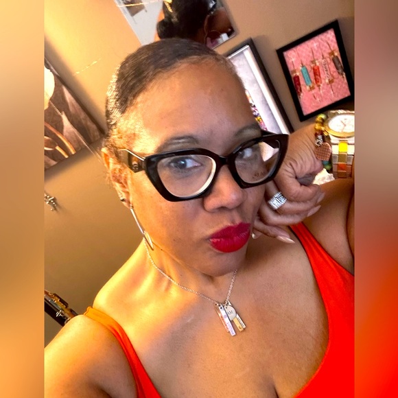 (SOLD) NWOT Vince Camuto Premium Reading Glasses - Picture 11 of 14